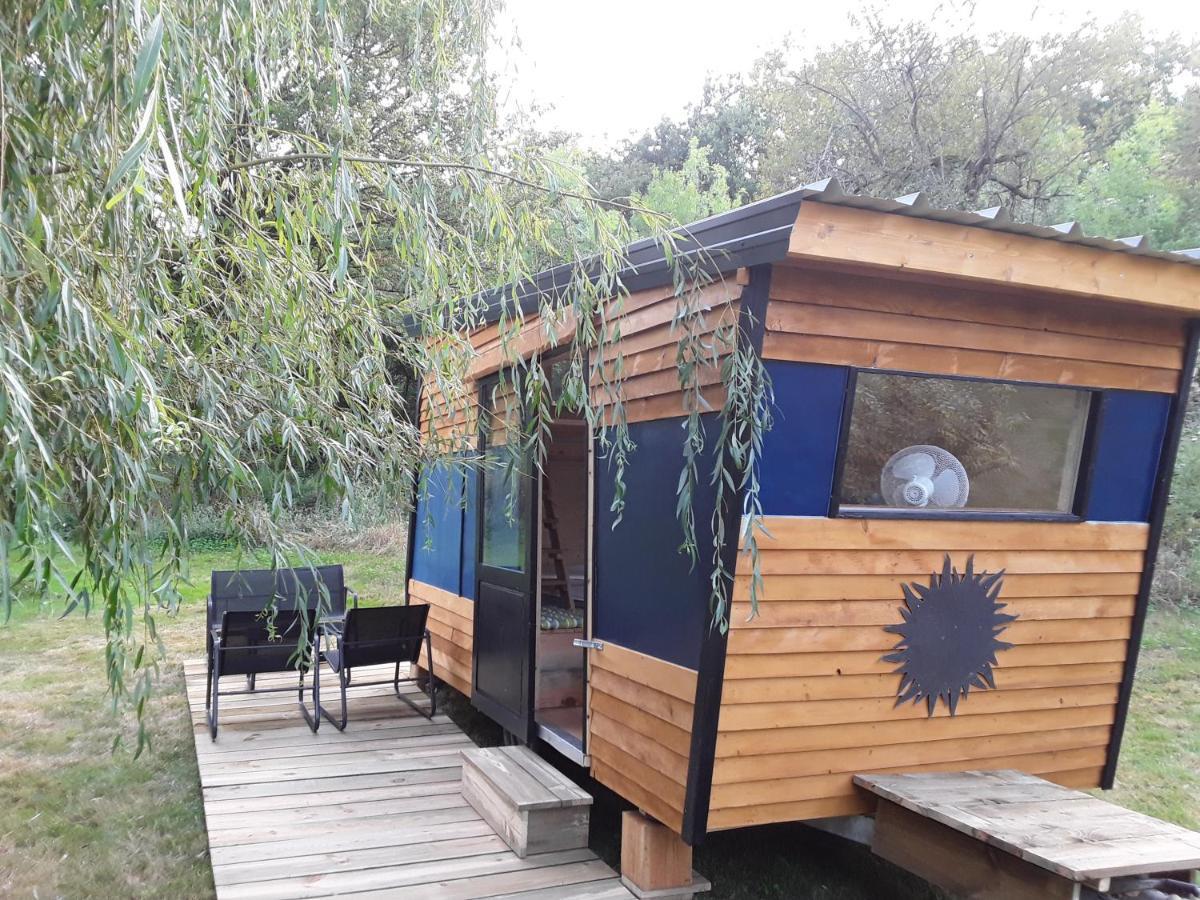 Вилла Domaine De Cavailla Marmont-Pachas Экстерьер фото
