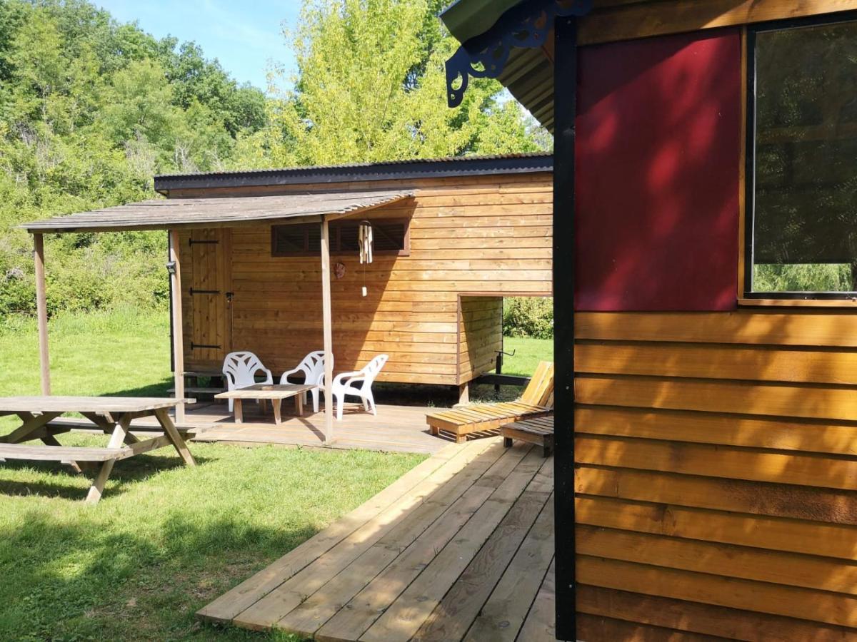 Вилла Domaine De Cavailla Marmont-Pachas Экстерьер фото