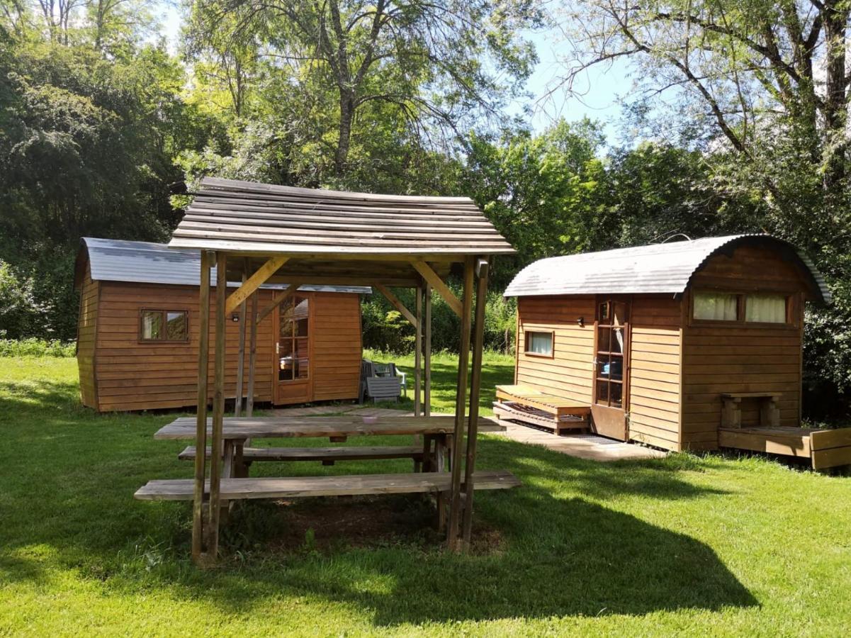 Вилла Domaine De Cavailla Marmont-Pachas Экстерьер фото